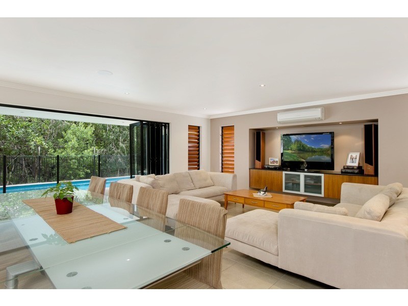 7 Icefire Quay, Trinity Park QLD 4879