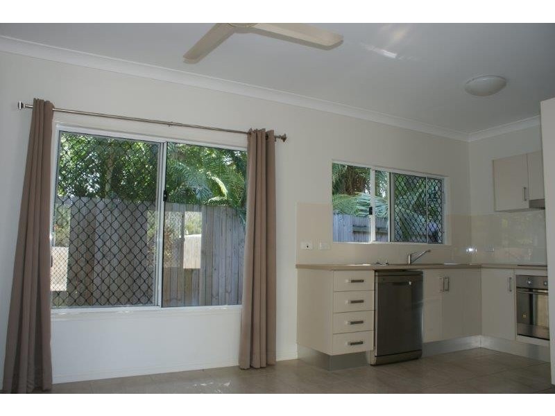 11B Morobe Close, Trinity Beach QLD 4879