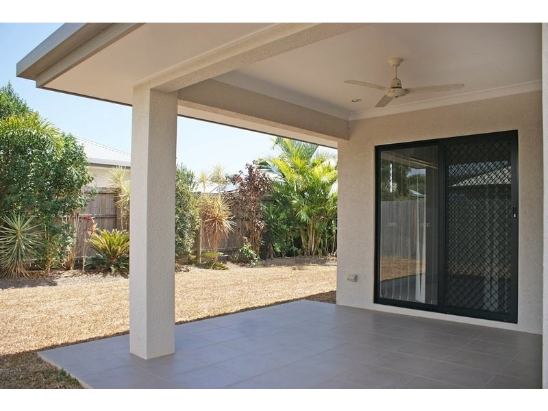 3 Sandridge Way, Trinity Park QLD 4879