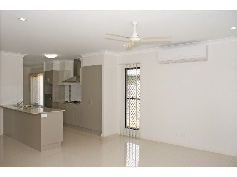 3 Sandridge Way, Trinity Park QLD 4879