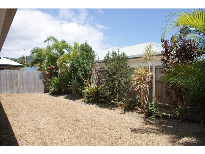 3 Sandridge Way, Trinity Park QLD 4879