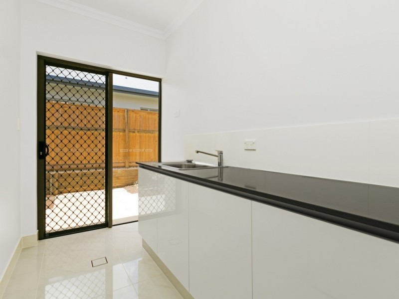 3 Amberwood Street, Smithfield QLD 4878