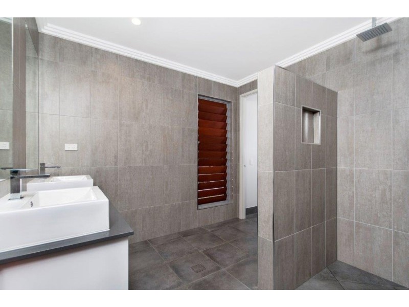 94 Flagship Drive, Trinity Beach QLD 4879