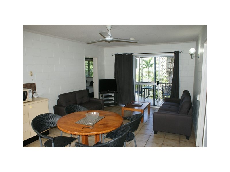 7/71-73 Moore Street, Trinity Beach QLD 4879