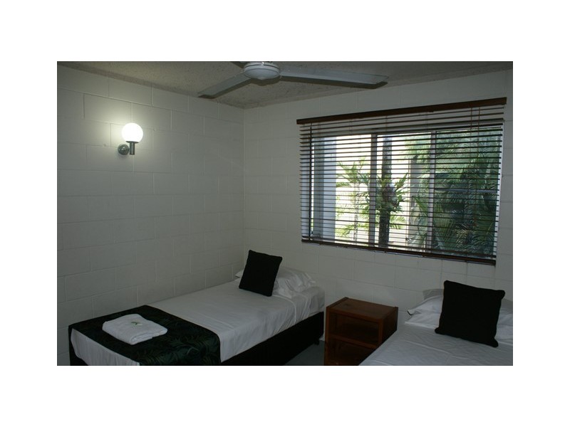 7/71-73 Moore Street, Trinity Beach QLD 4879