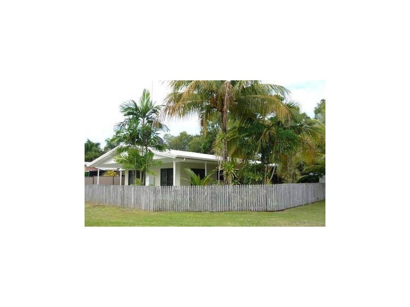 20 Riverside Parade, Trinity Park QLD 4879