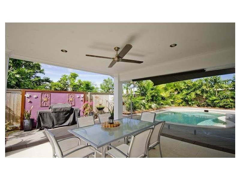 5 Vetiver Street, Trinity Park QLD 4879