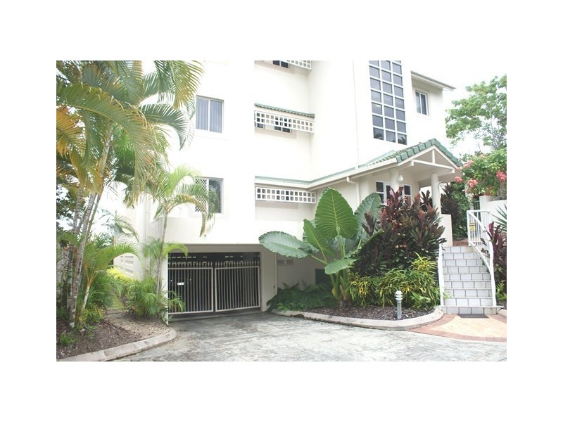 1/38 Moore Street, Trinity Beach QLD 4879