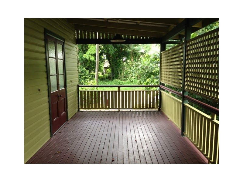 10 Magee Street, Aeroglen QLD 4870