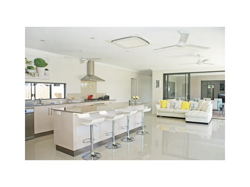 5 Bluecove Circuit, Trinity Park QLD 4879