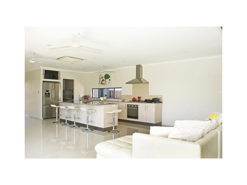 5 Bluecove Circuit, Trinity Park QLD 4879