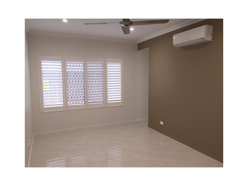 3 Amberwood Crescent, Smithfield QLD 4878