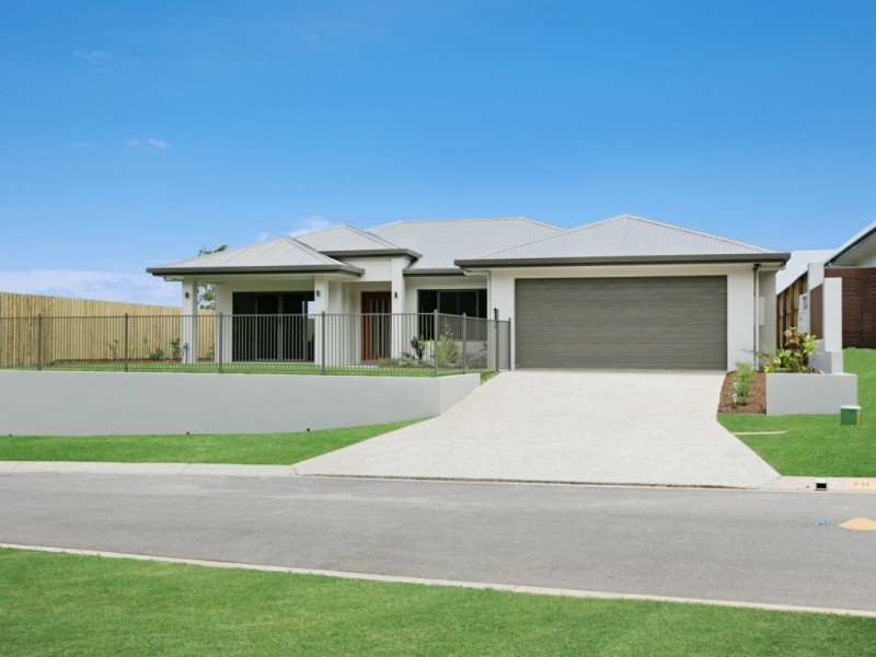 3 Amberwood Crescent, Smithfield QLD 4878