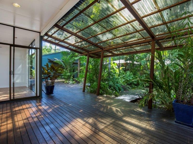 22 Satellite Street, Clifton Beach QLD 4879