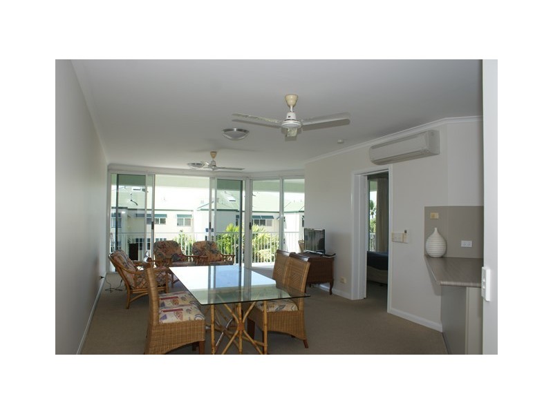 6/44 Moore Street, Trinity Beach QLD 4879