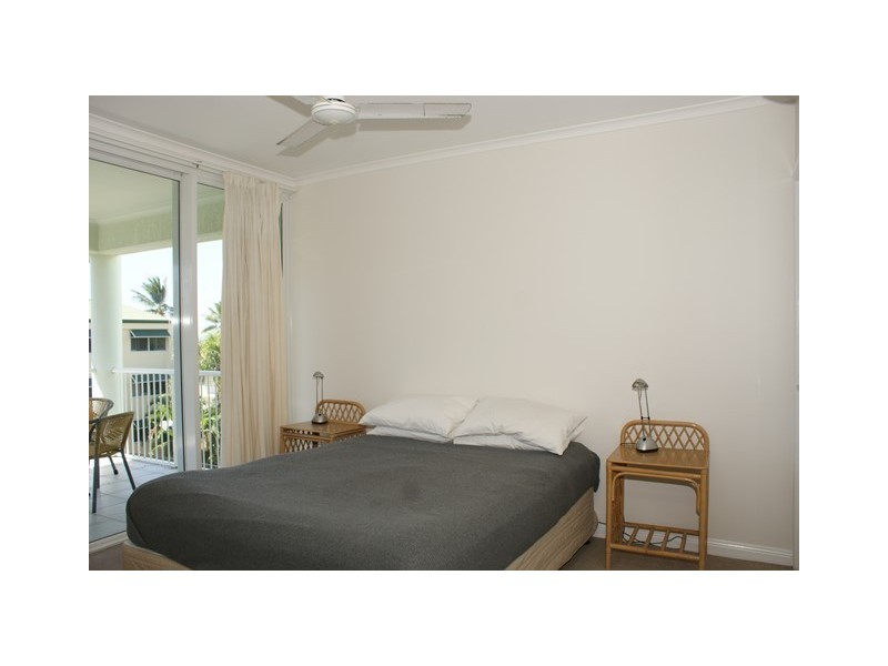 6/44 Moore Street, Trinity Beach QLD 4879