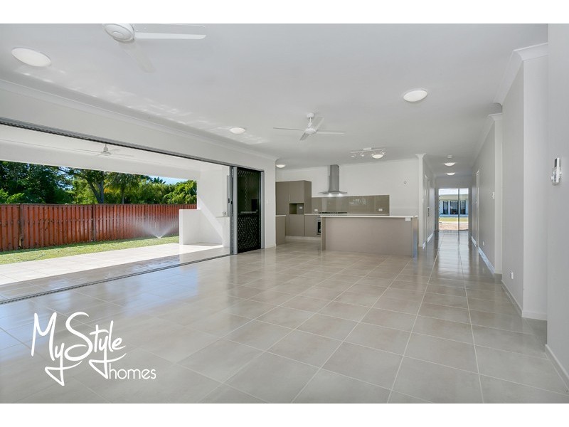 21 Bluecove Circuit, Trinity Park QLD 4879