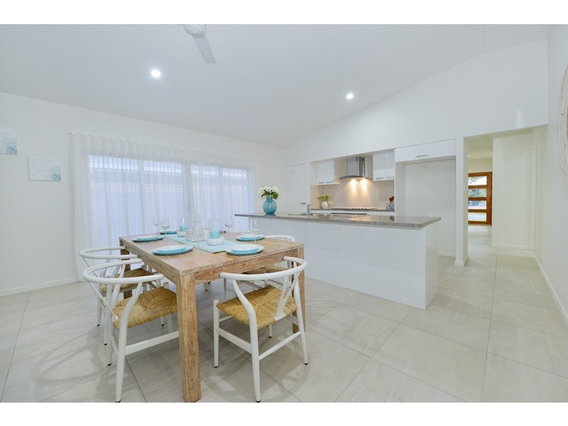 41 Thornborough Circuit, Smithfield QLD 4878