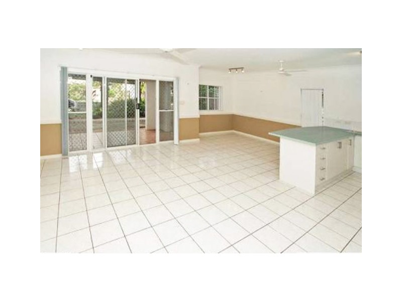 10/7 Boden Street, Yorkeys Knob QLD 4878