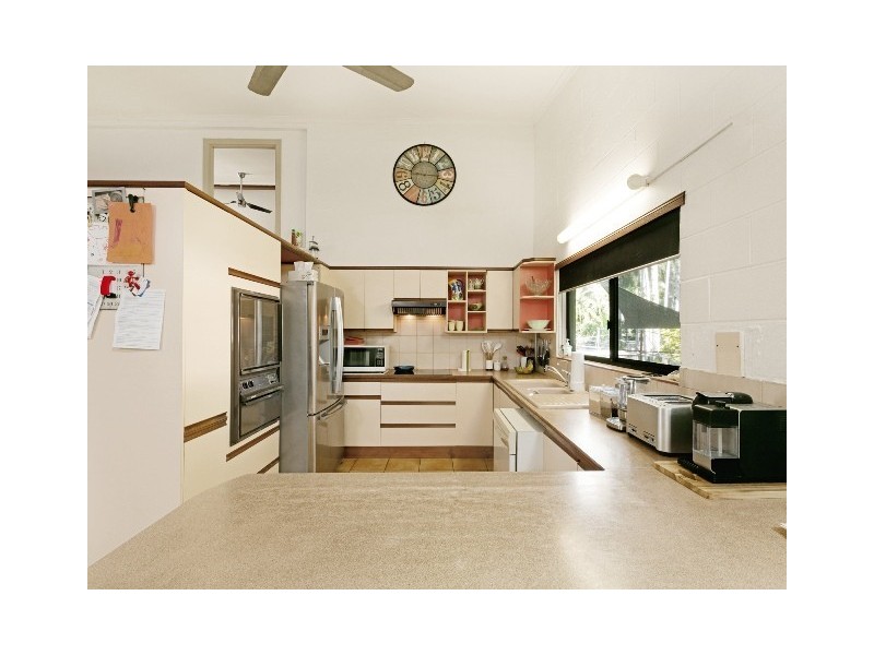 11 Sussex Street, Trinity Park QLD 4879
