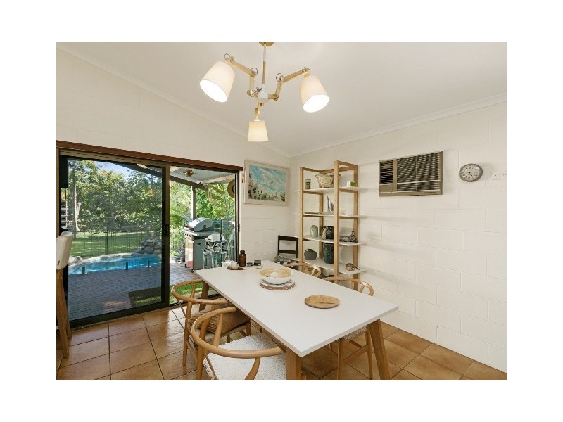 11 Sussex Street, Trinity Park QLD 4879