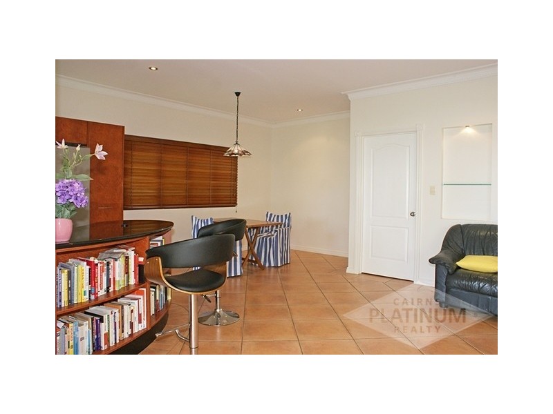 31/7 Tari Place, Trinity Beach QLD 4879