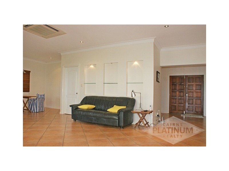 31/7 Tari Place, Trinity Beach QLD 4879