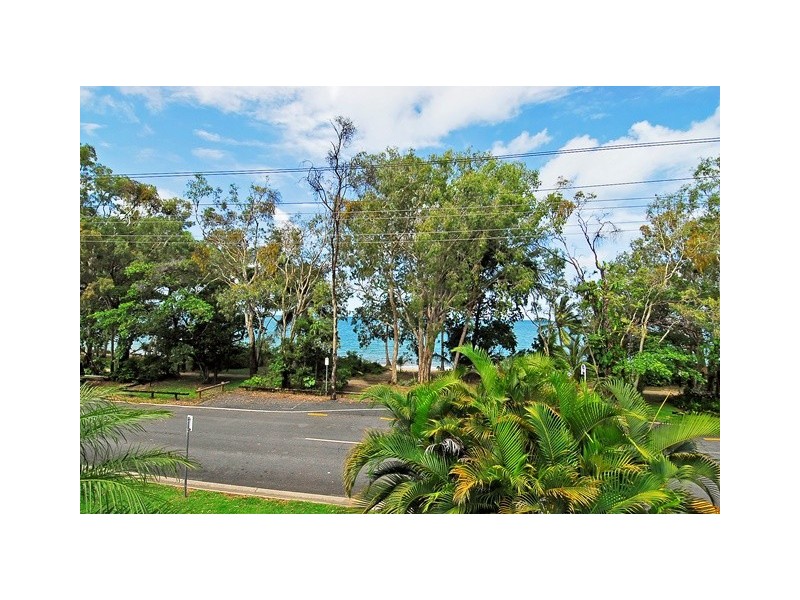 7/101 Arlington Esplanade, Clifton Beach QLD 4879