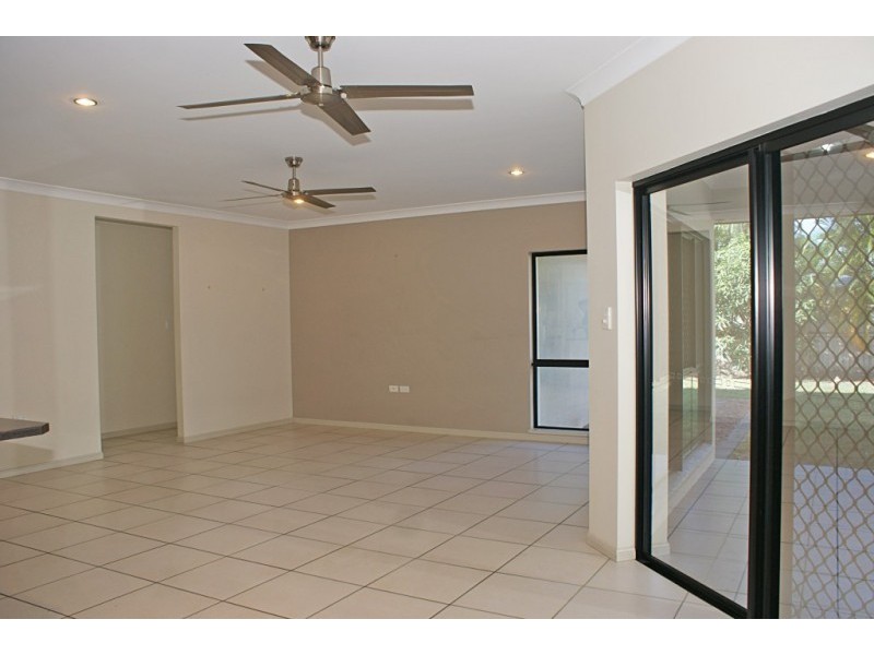 21 Moojeeba Way, Trinity Park QLD 4879