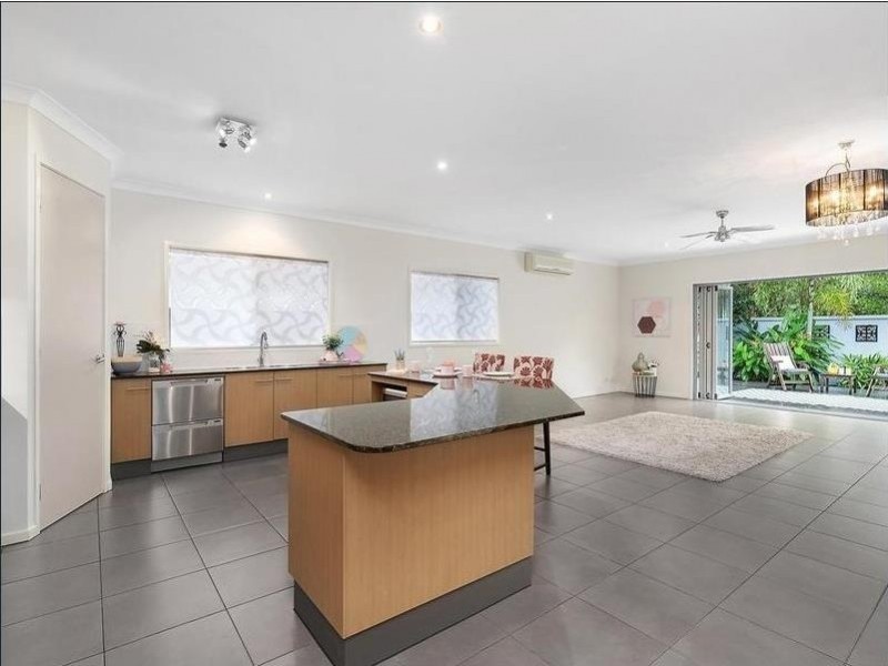 11 Iridescent Drive, Trinity Park QLD 4879