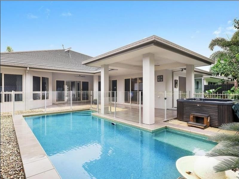 11 Iridescent Drive, Trinity Park QLD 4879