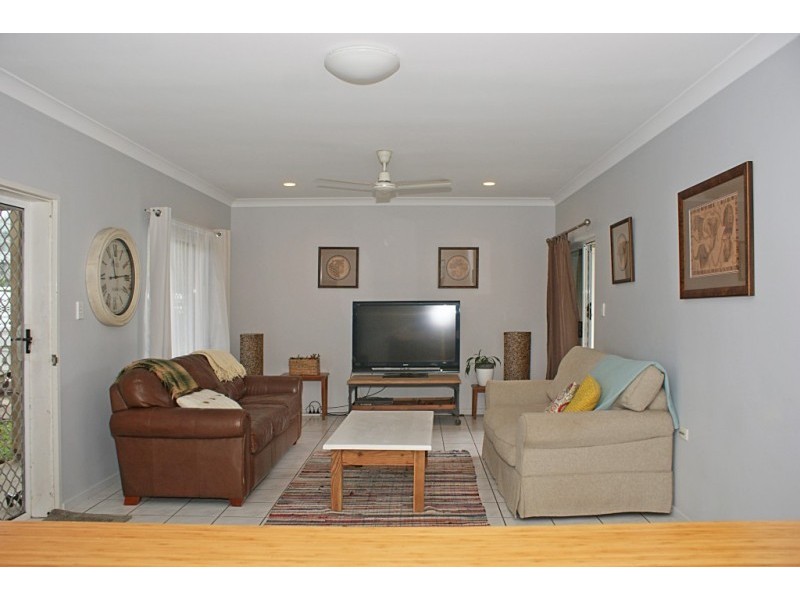 24 Maurice Street, Kewarra Beach QLD 4879