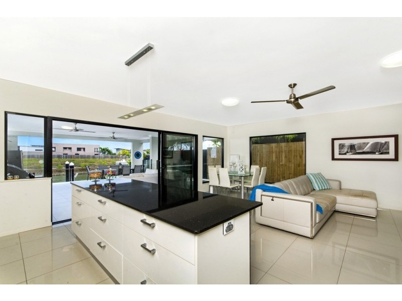 41 Harbour Drive, Trinity Park QLD 4879