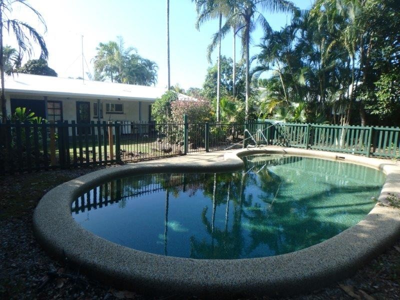 8 Queenscliff Close, Kewarra Beach QLD 4879