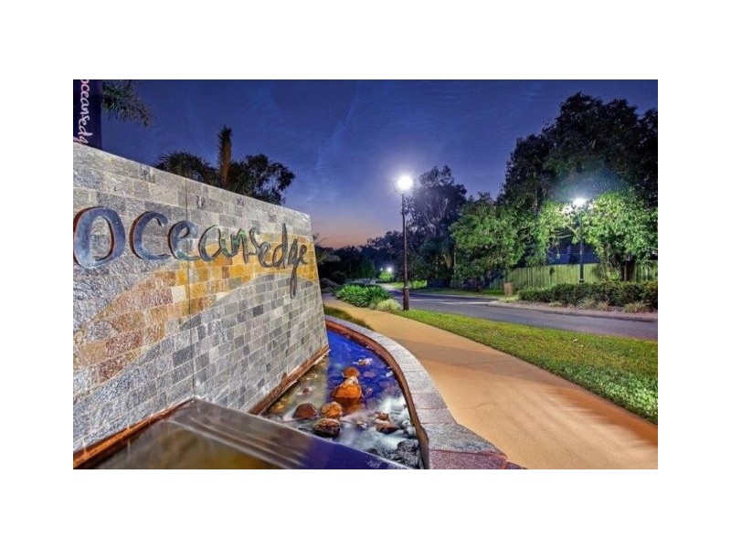85 Ribbonwood Close, Palm Cove QLD 4879