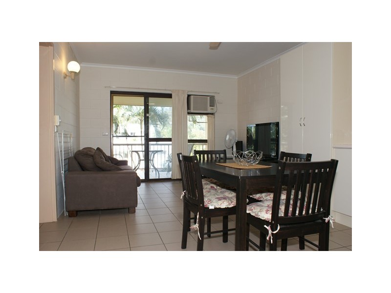 15/83-85 Moore Street, Trinity Beach QLD 4879