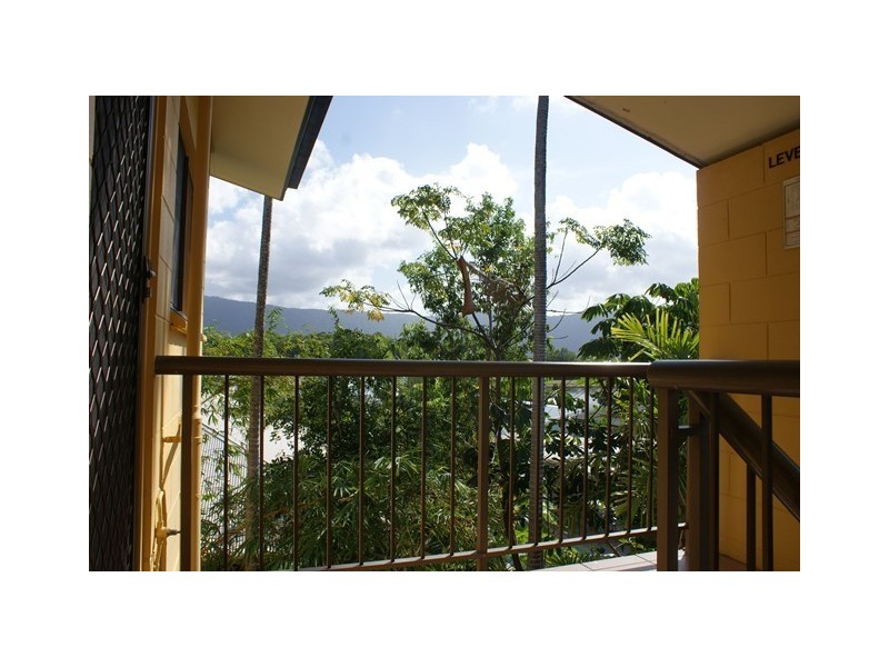 15/83-85 Moore Street, Trinity Beach QLD 4879