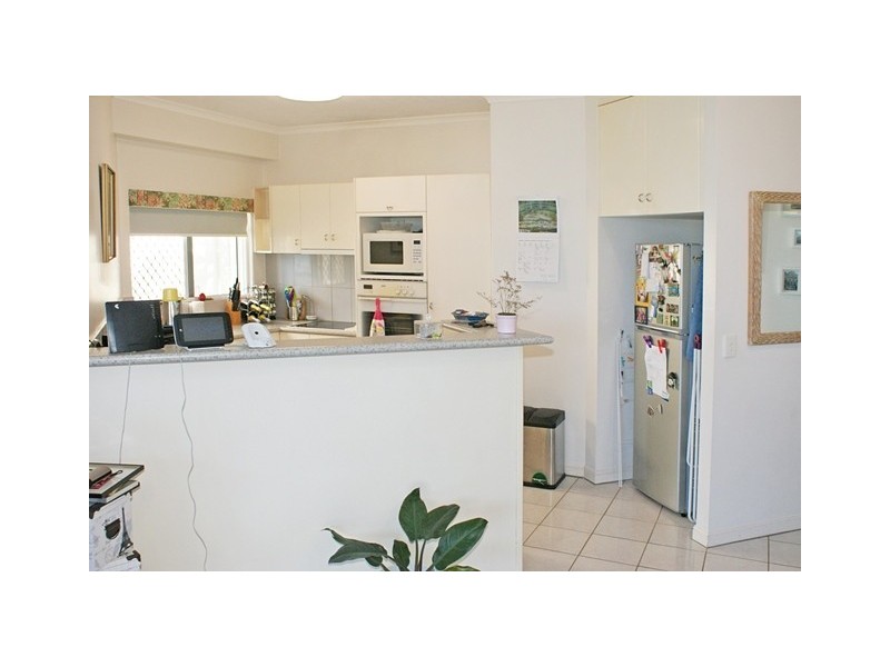 2/40 Moore Street, Trinity Beach QLD 4879