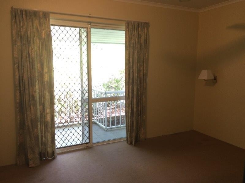 2/88 Cedar Road, Palm Cove QLD 4879