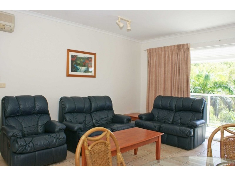 135/241 Coral Coast Drive, Palm Cove QLD 4879