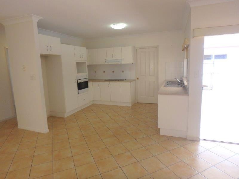 11 Greenhaven Street, Clifton Beach QLD 4879