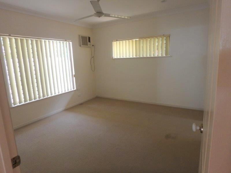11 Greenhaven Street, Clifton Beach QLD 4879