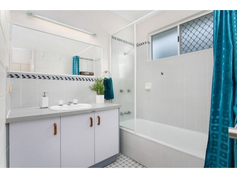 61 Sidlaw street, Smithfield QLD 4878