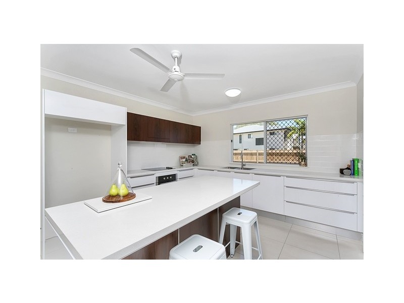 1 Carrington Way (17Foxville Circuit), Trinity Park QLD 4879