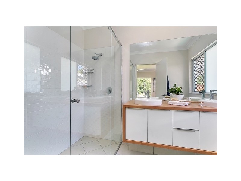 1 Carrington Way (17Foxville Circuit), Trinity Park QLD 4879