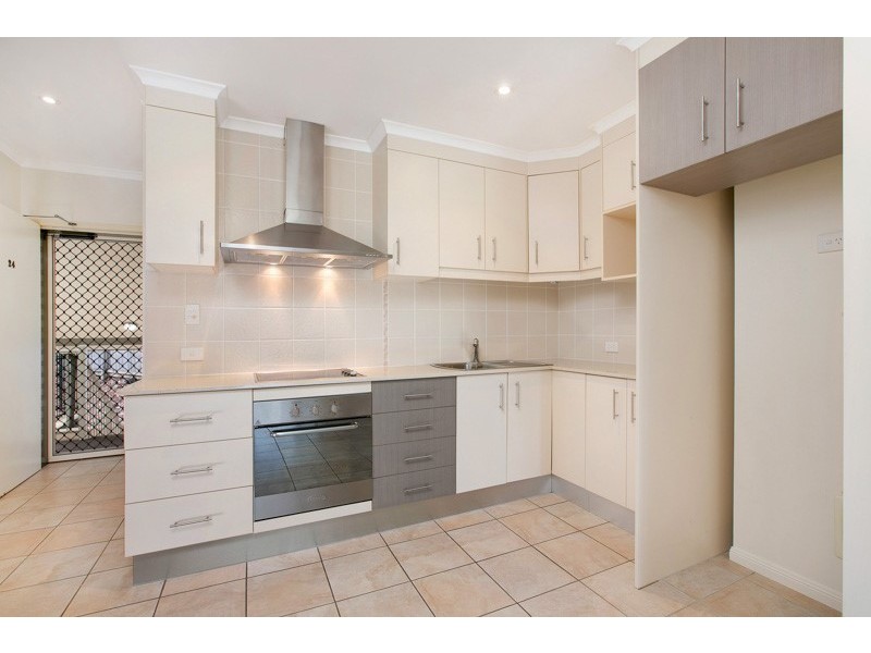 24/110 Moore Street, Trinity Beach QLD 4879