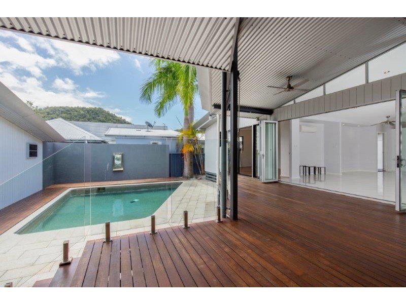 41 Riverside Parade, Trinity Park QLD 4879