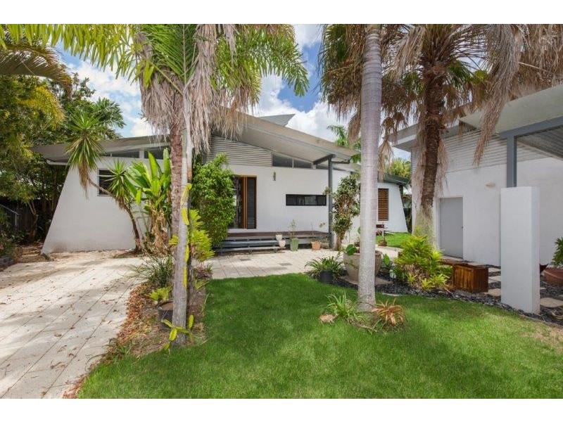 41 Riverside Parade, Trinity Park QLD 4879