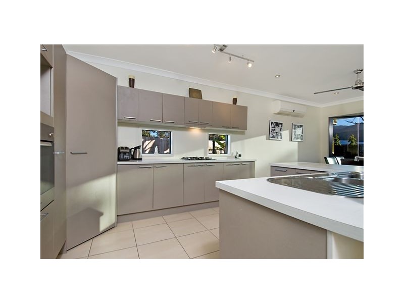 82 Harbour Drive, Trinity Park QLD 4879