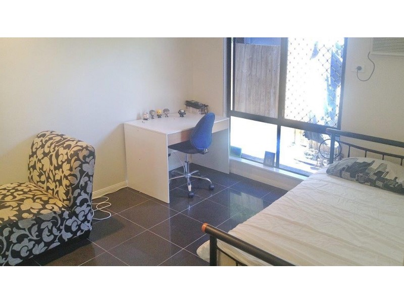 8 Bingil Close, Kewarra Beach QLD 4879